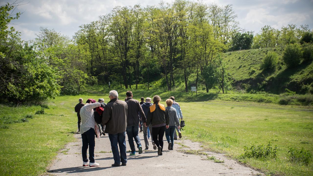 Pincelakat Borhaz Es Szalloda Csaszartoltes Buitenkant foto